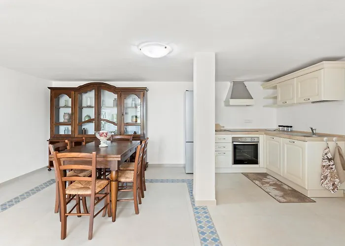 Giagiumar Torre dei Corsari